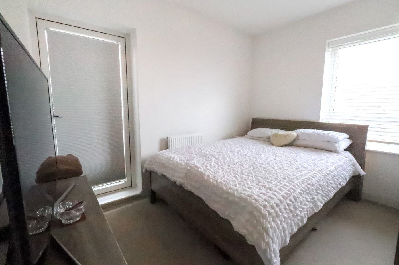 2 bedroom property for sale in Belvedere | Robinson Jackson