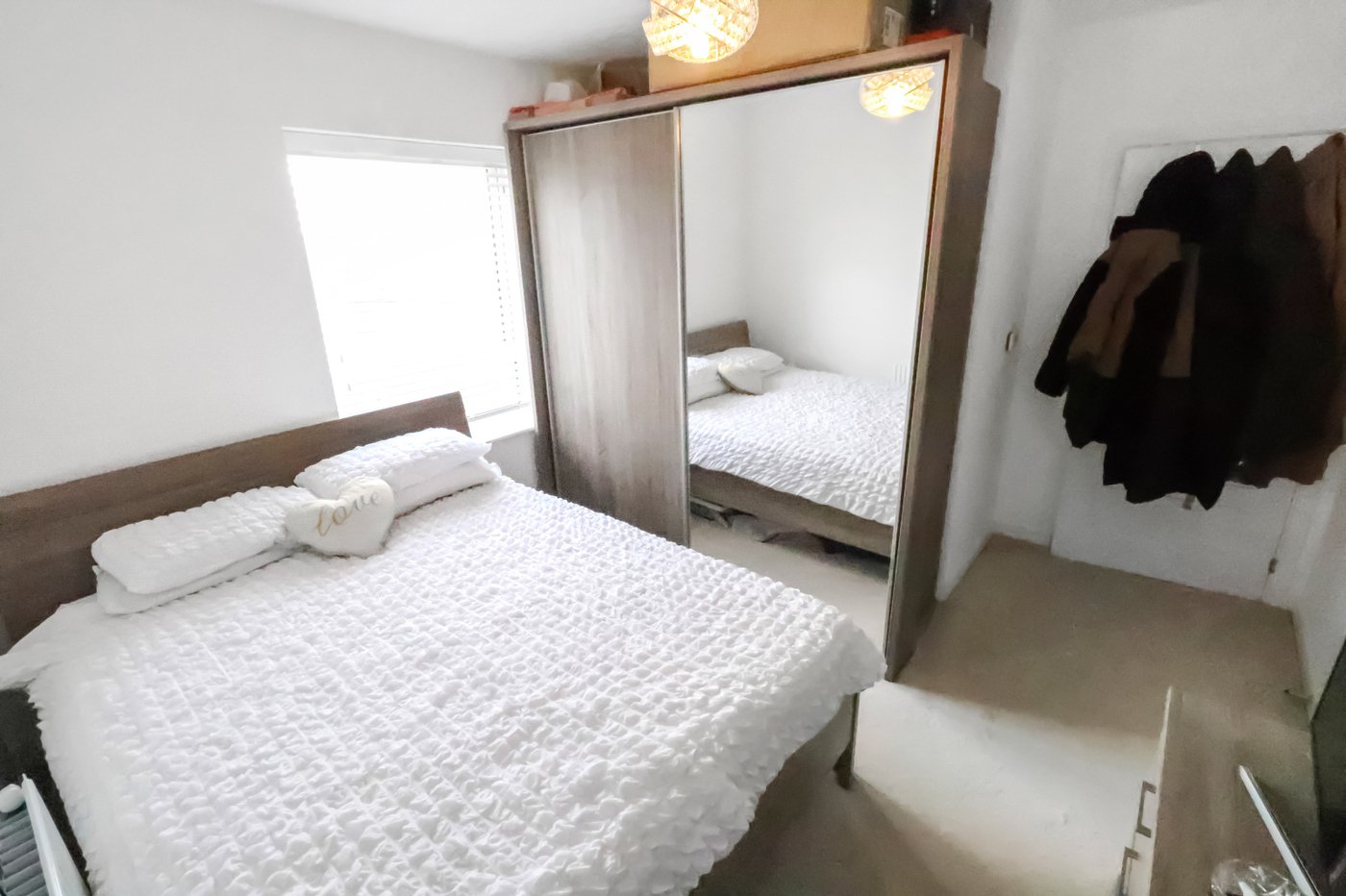 2 bedroom property for sale in Belvedere | Robinson Jackson