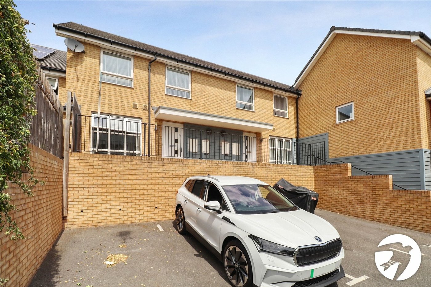 2 bedroom house for sale in Belvedere | Robinson Jackson