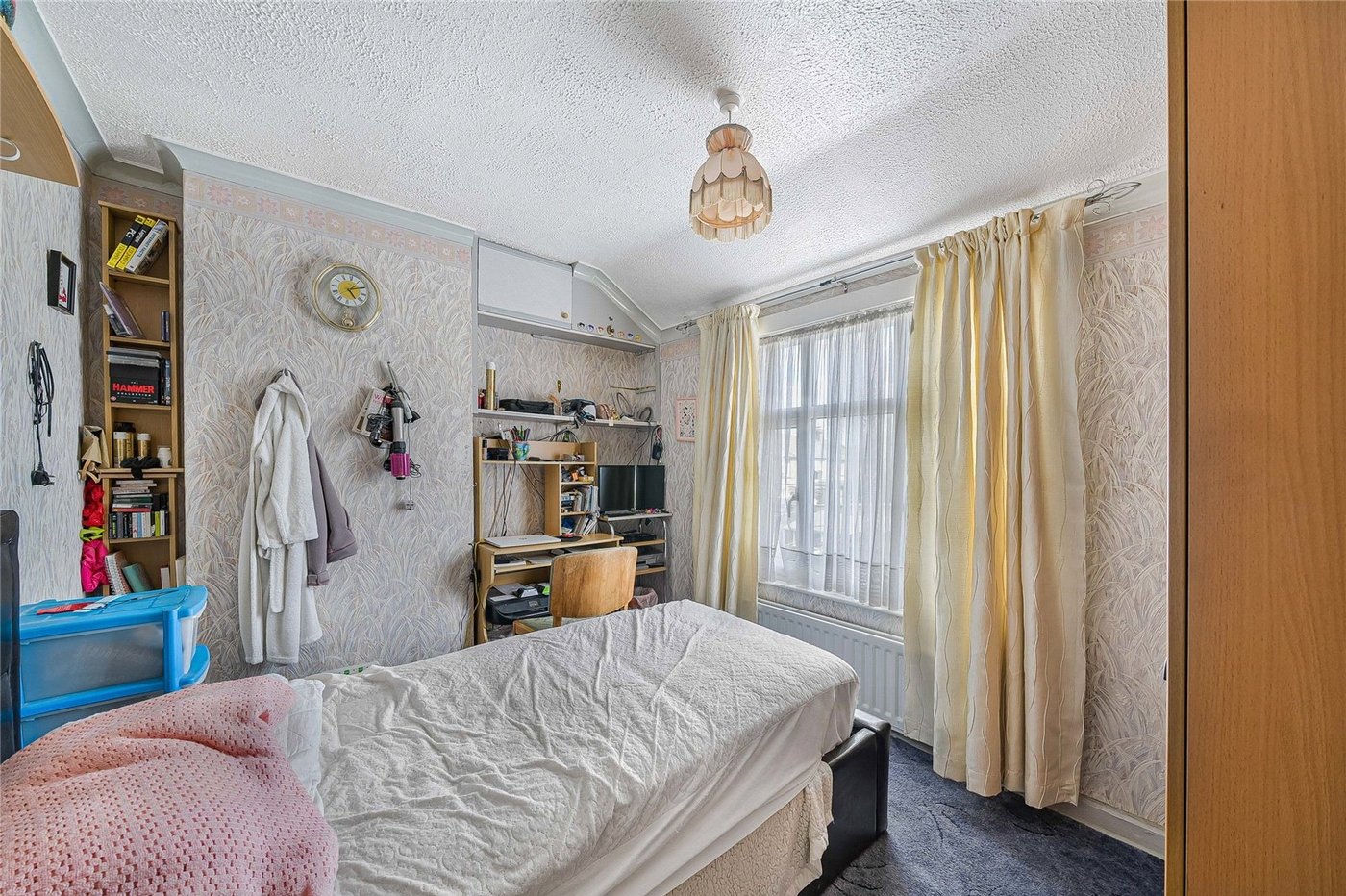 3 bedroom house for sale in Swanscombe | Robinson Jackson