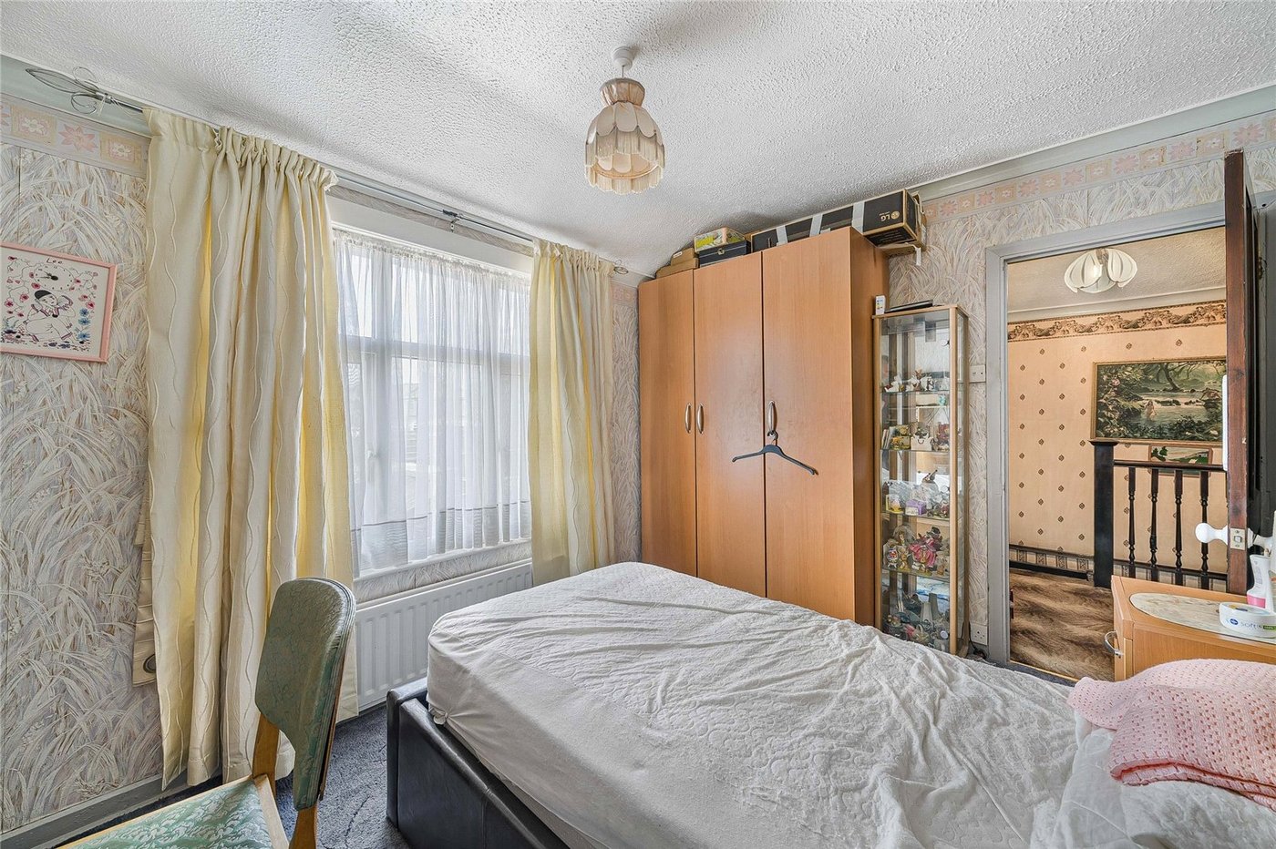 3 bedroom house for sale in Swanscombe | Robinson Jackson