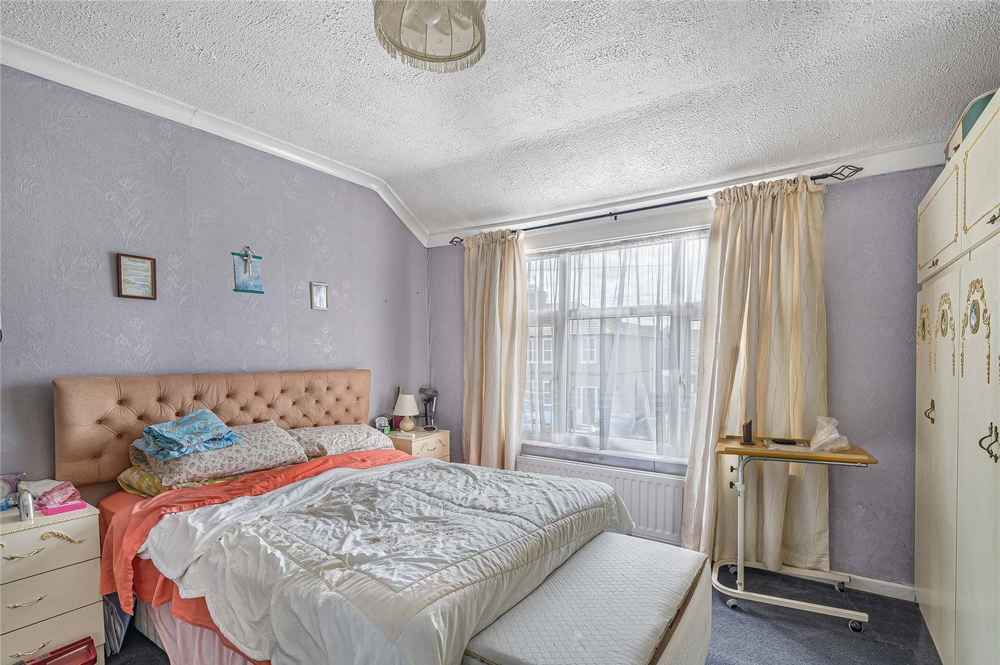 3 bedroom house for sale in Swanscombe | Robinson Jackson