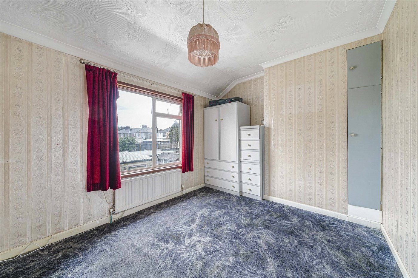 3 bedroom house for sale in Swanscombe | Robinson Jackson