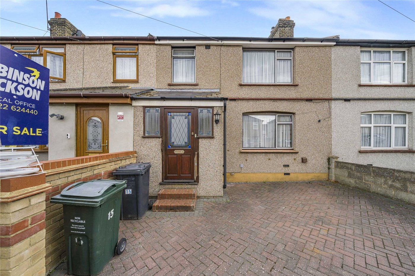 3 bedroom house for sale in Swanscombe | Robinson Jackson