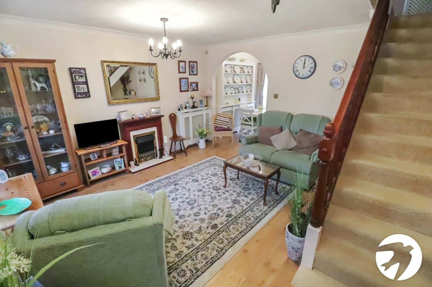 2 bedroom house for sale in London | Robinson Jackson