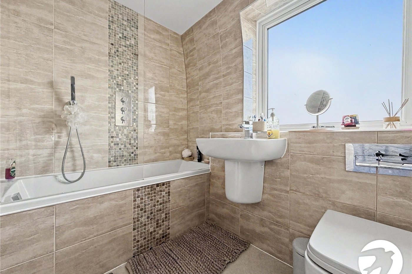 3 bedroom house for sale in Rochester | Robinson Michael & Jackson