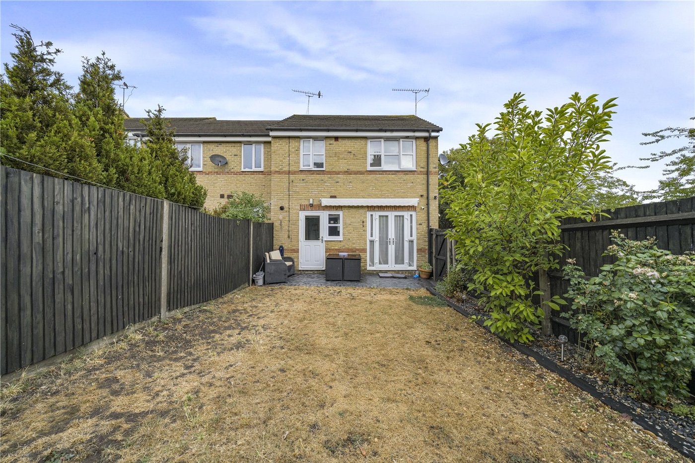 3 bedroom house for sale in West Dartford | Robinson Jackson