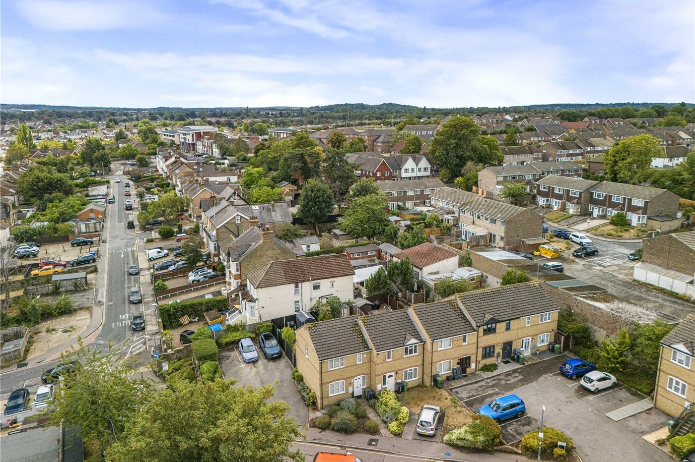 3 bedroom house for sale in West Dartford | Robinson Jackson