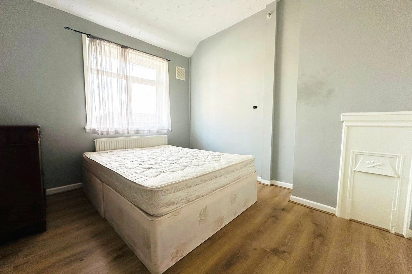 3 bedroom house for sale in Bromley | Robinson Jackson