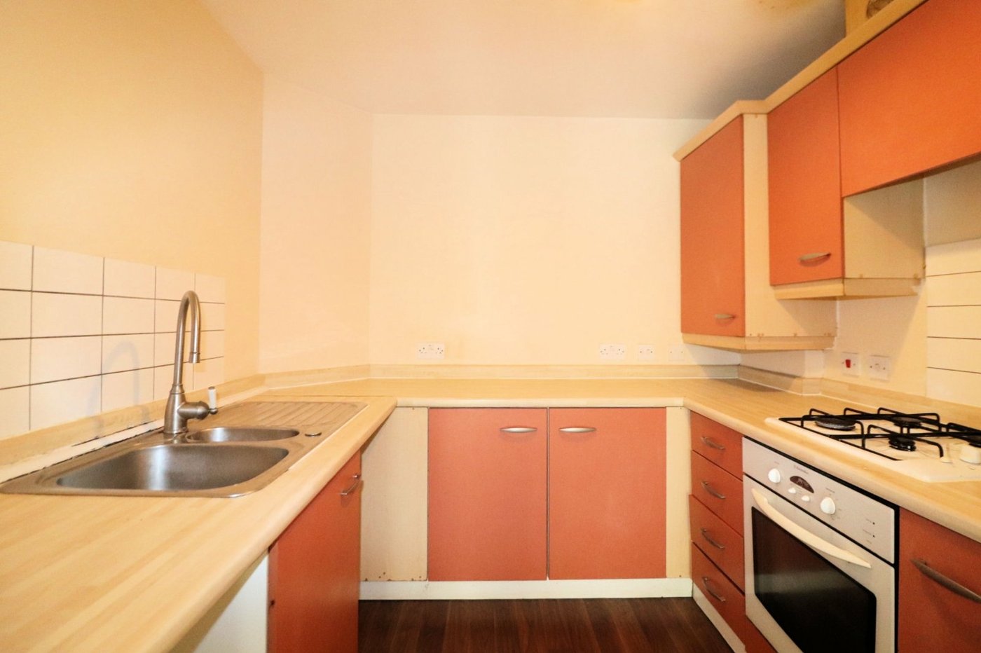 2 bedroom property for sale in Chichester Wharf | Robinson Jackson