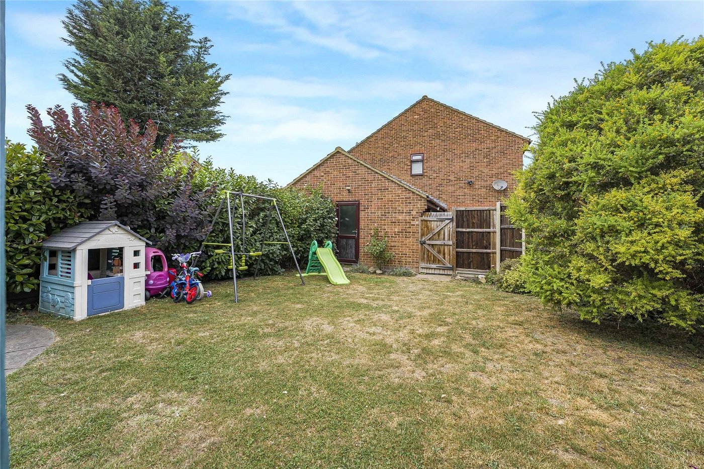 3 bedroom house for sale in Greenhithe | Robinson Jackson
