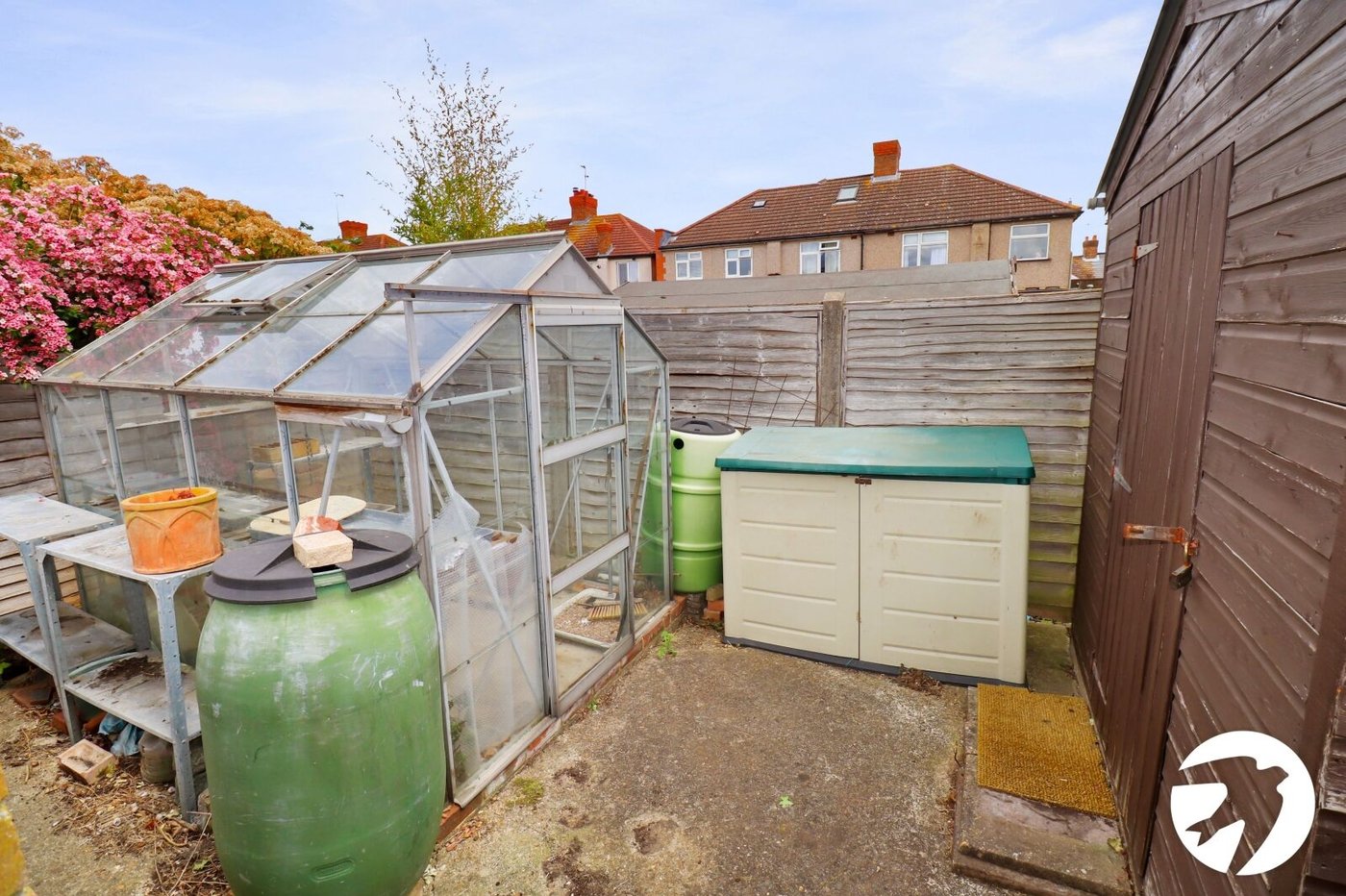 2 bedroom bungalow for sale in Belvedere | Robinson Jackson