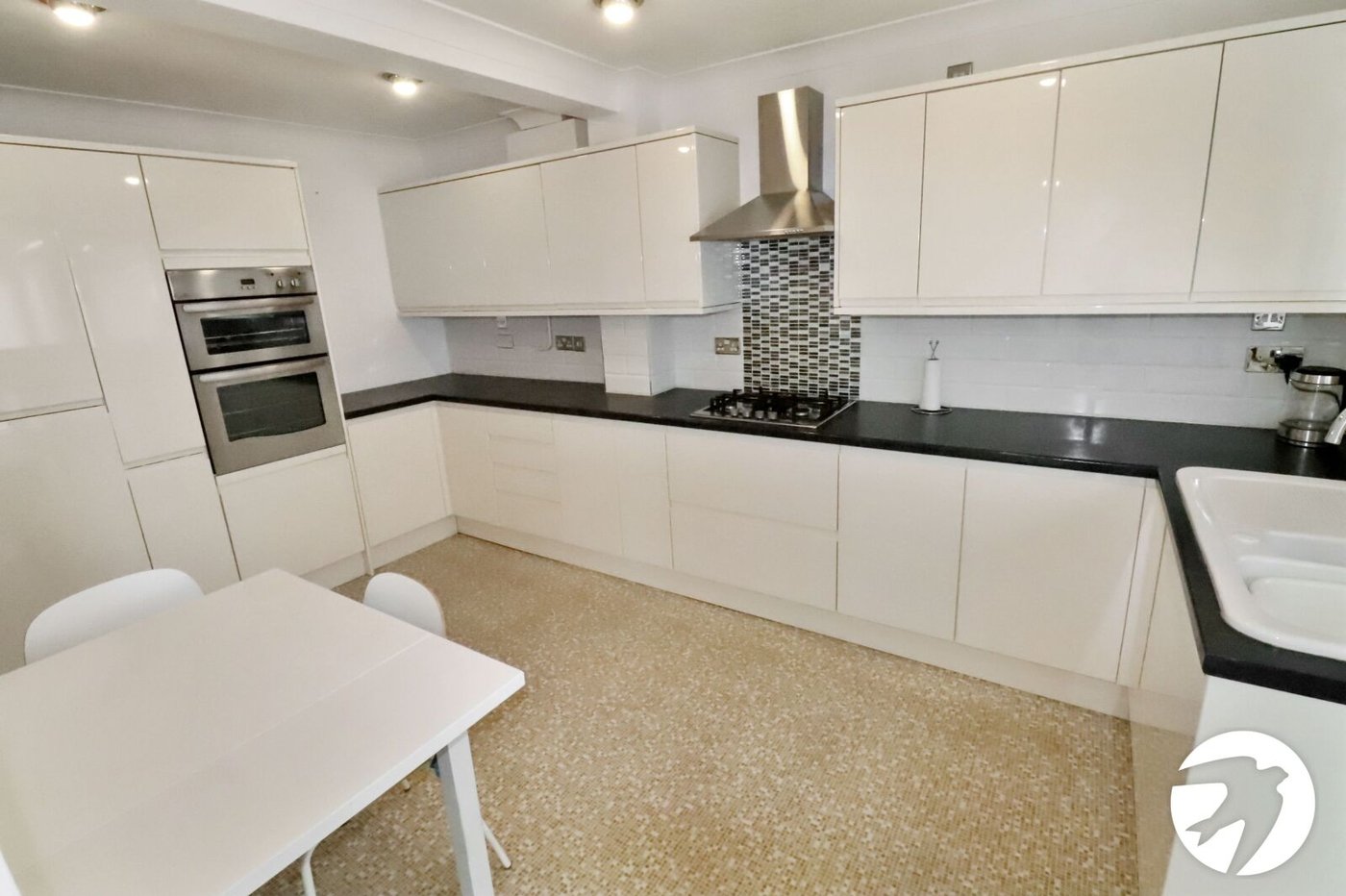2 bedroom bungalow for sale in Belvedere | Robinson Jackson