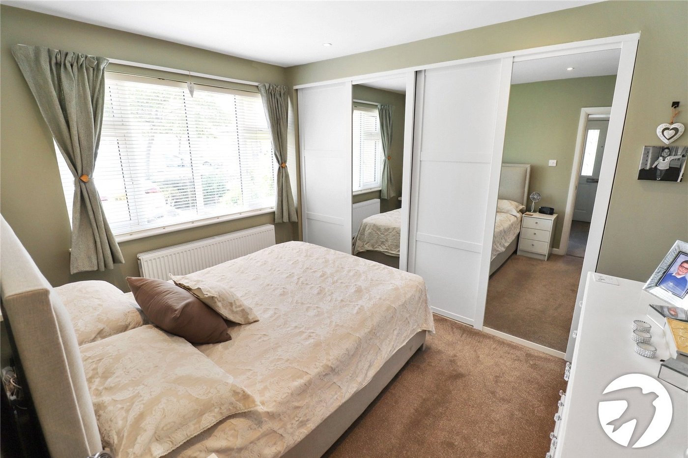 2 bedroom bungalow for sale in Belvedere | Robinson Jackson