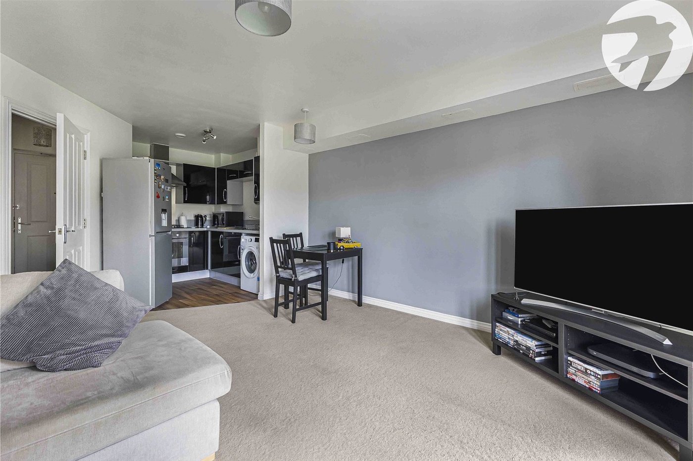 2 bedroom property for sale in Silver Streak Way | Robinson Michael & Jackson