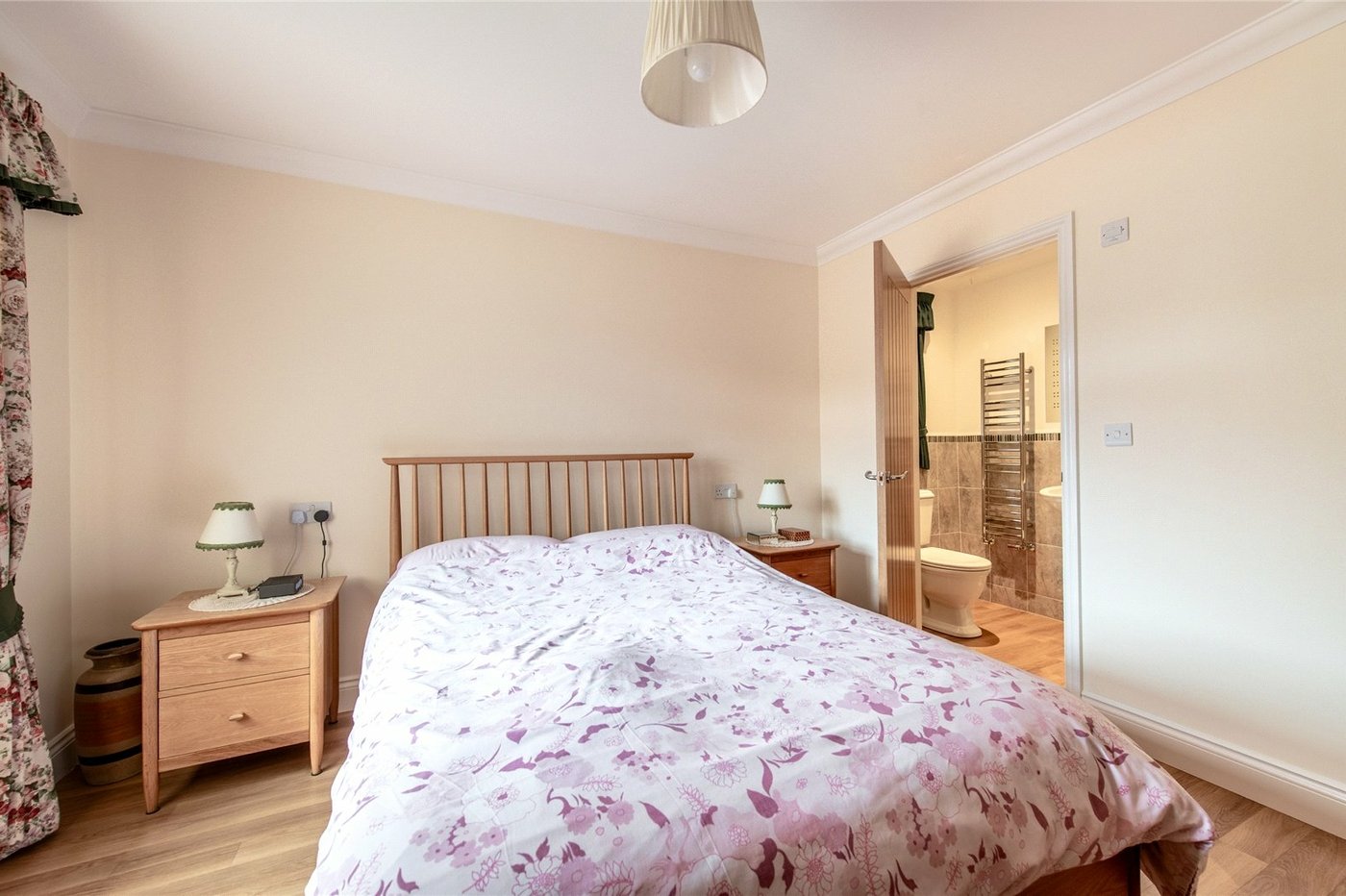 4 bedroom house for sale in Northfleet | Robinson Michael & Jackson