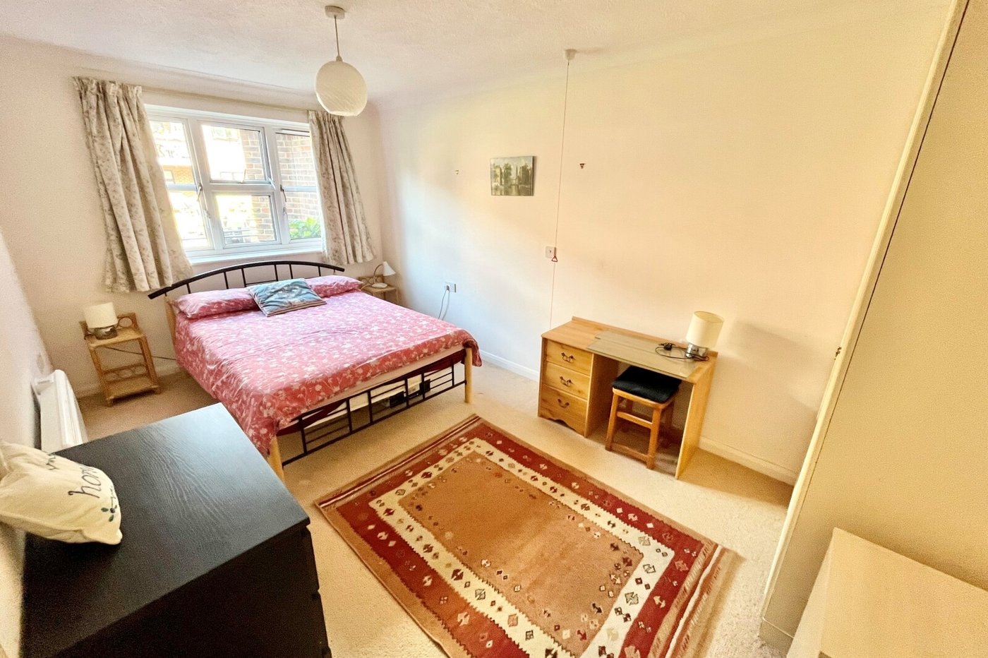 2 bedroom property for sale in Hatherley Crescent | Robinson Jackson