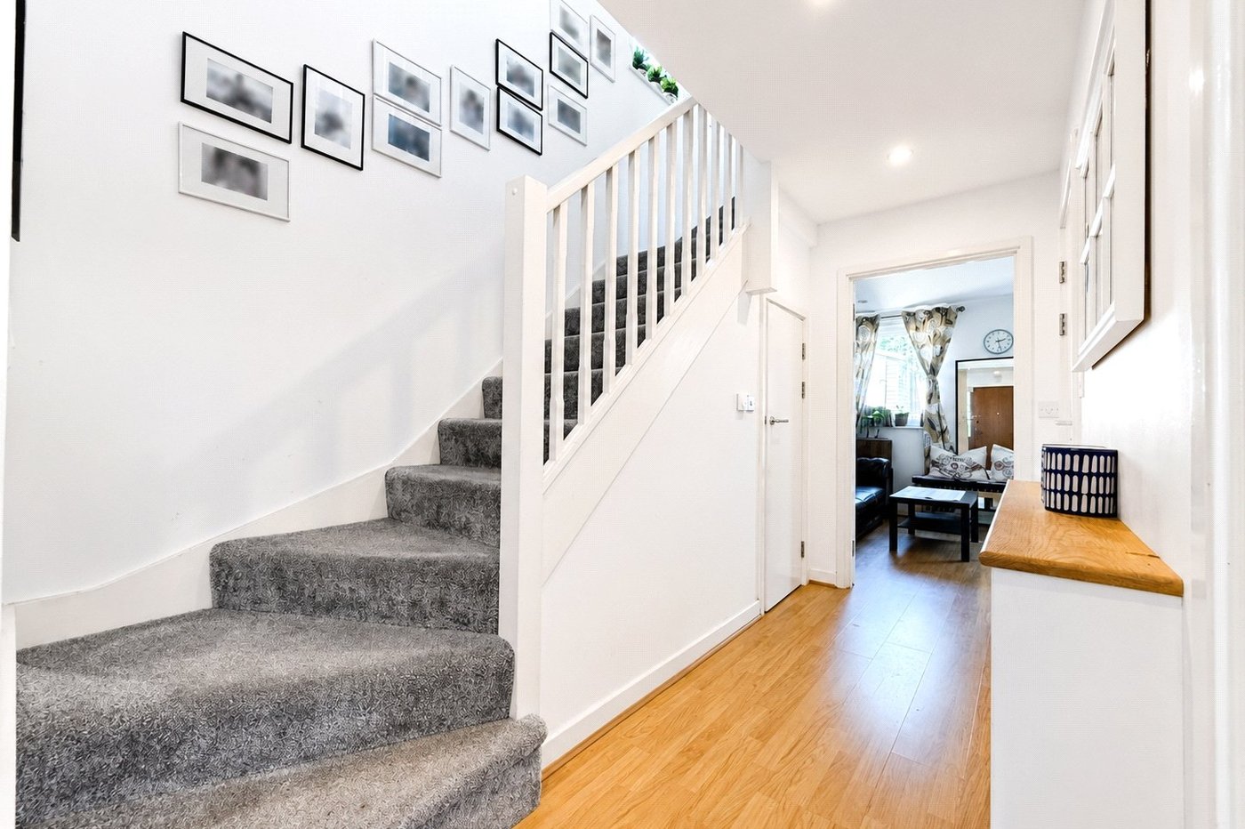 3 bedroom house for sale in London | Robinson Jackson
