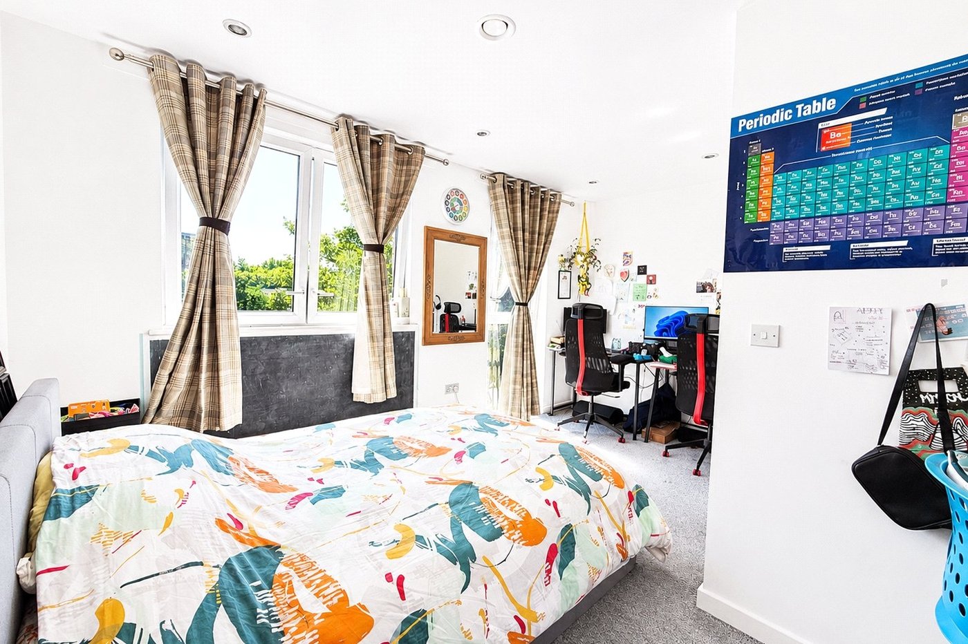3 bedroom house for sale in London | Robinson Jackson
