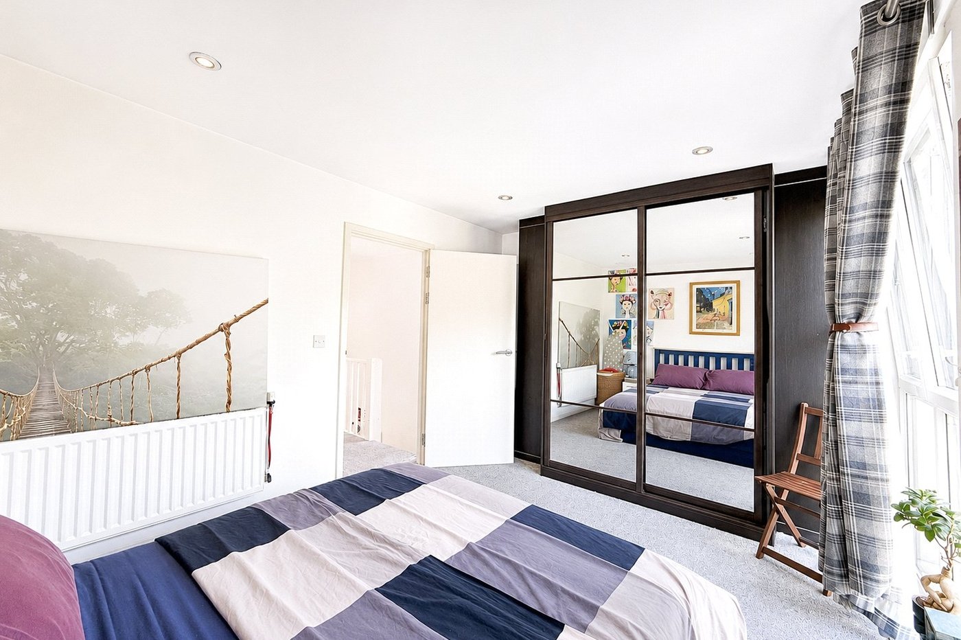 3 bedroom house for sale in London | Robinson Jackson