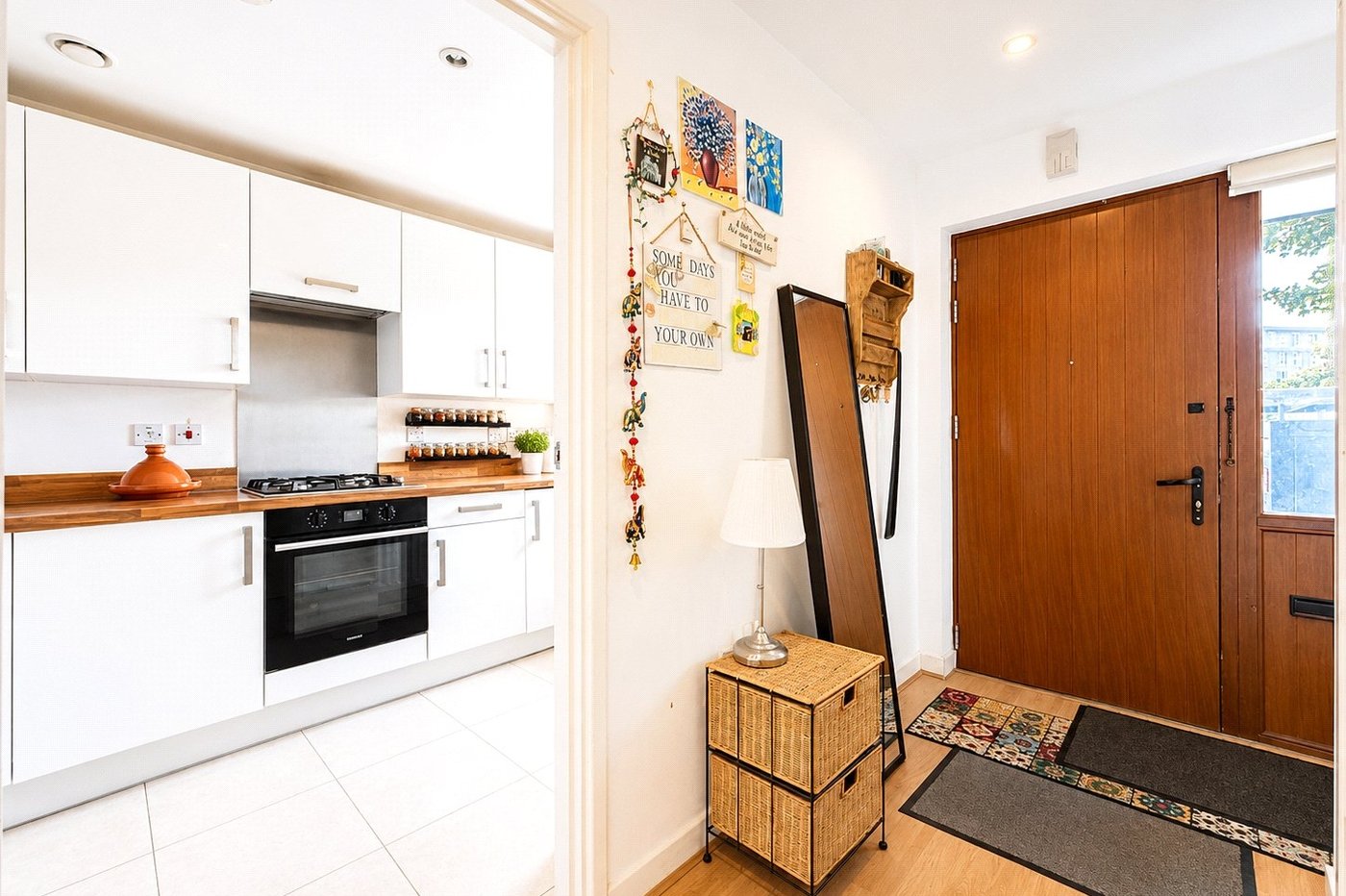 3 bedroom house for sale in London | Robinson Jackson