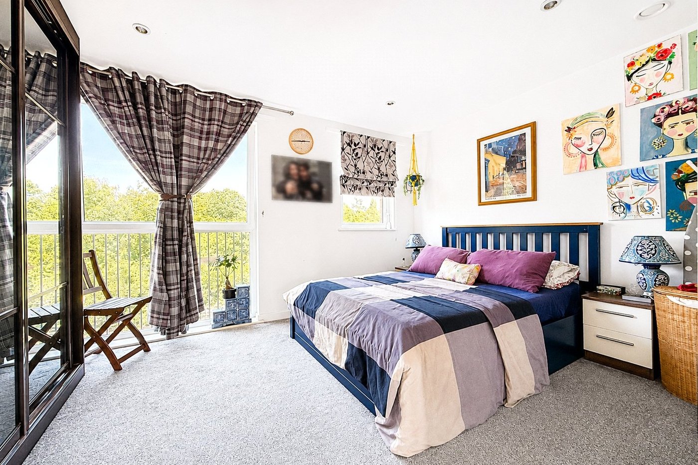 3 bedroom house for sale in London | Robinson Jackson