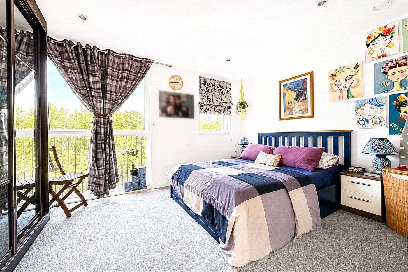 3 bedroom house for sale in London | Robinson Jackson