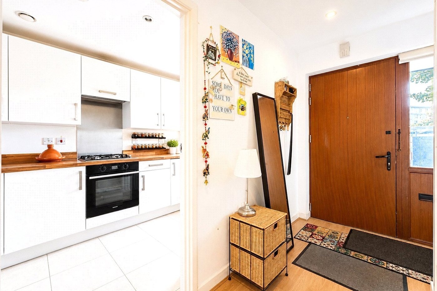 3 bedroom house for sale in London | Robinson Jackson