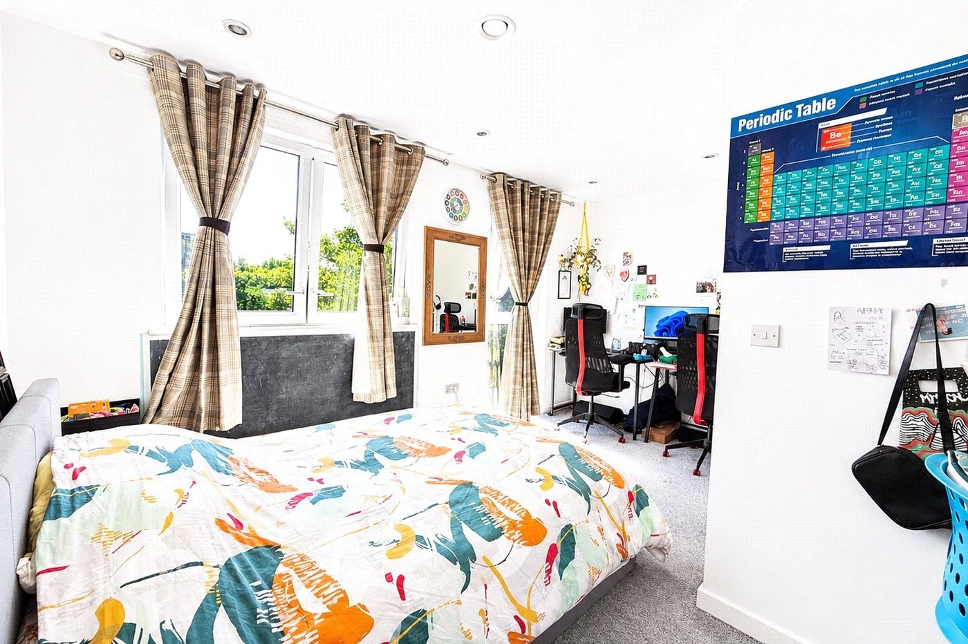 3 bedroom house for sale in London | Robinson Jackson