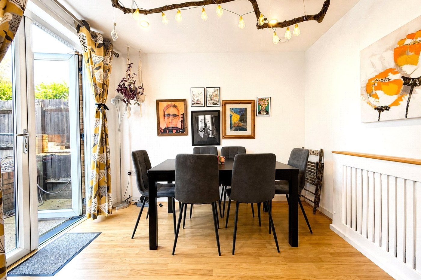3 bedroom house for sale in London | Robinson Jackson
