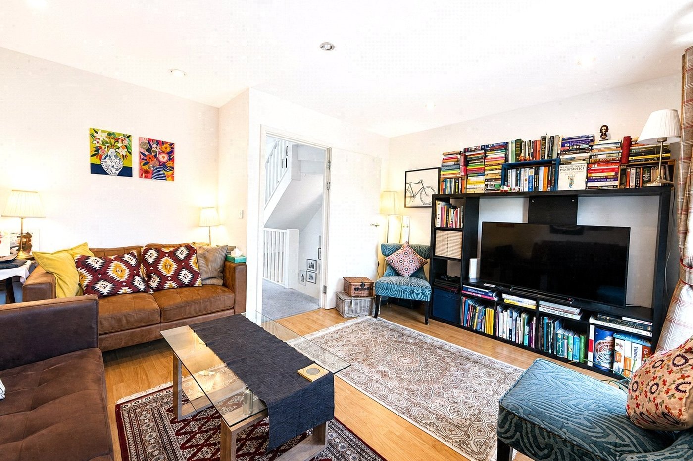 3 bedroom house for sale in London | Robinson Jackson
