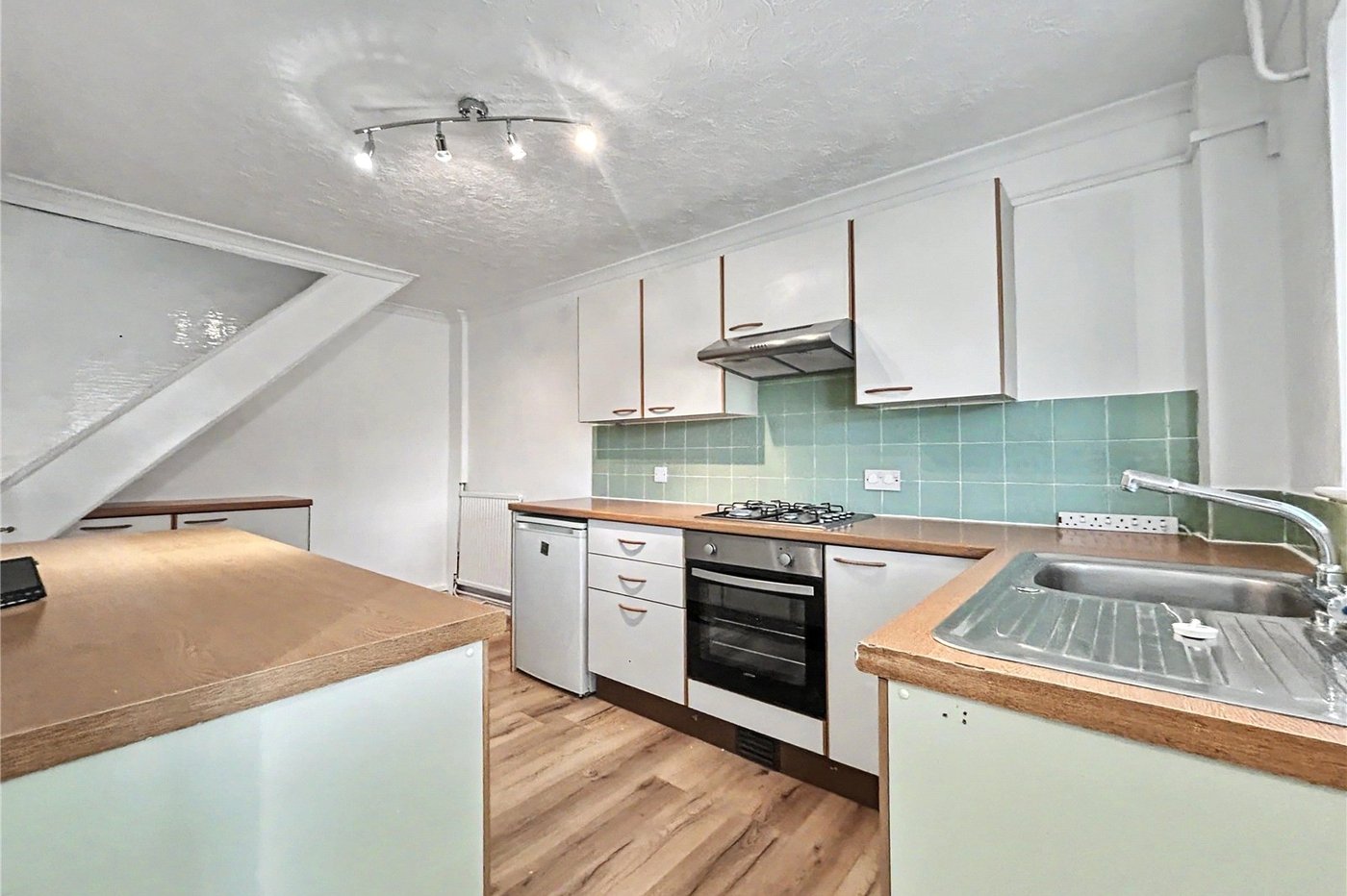 2 bedroom house for sale in Rainham | Robinson Michael & Jackson