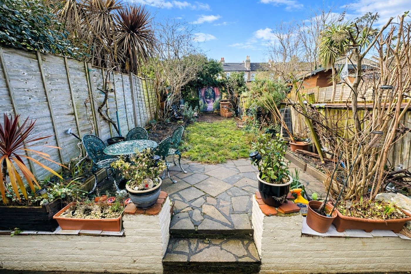 3 bedroom house for sale in London | Robinson Jackson