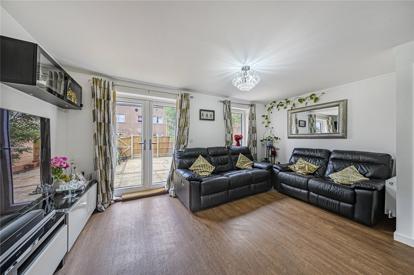4 bedroom house for sale in Dartford | Robinson Jackson
