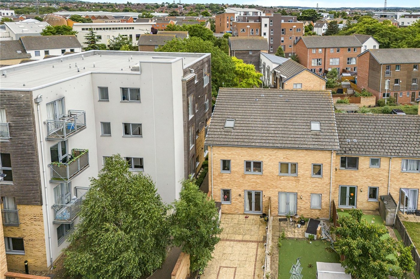 4 bedroom house for sale in Dartford | Robinson Jackson