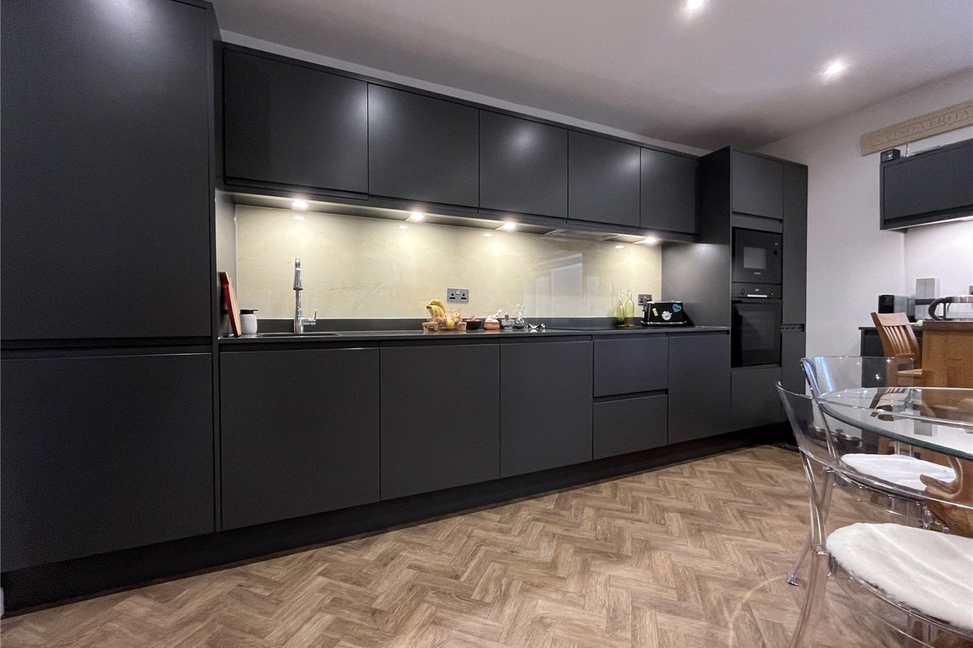 2 bedroom property for sale in Walderslade | Robinson Michael & Jackson