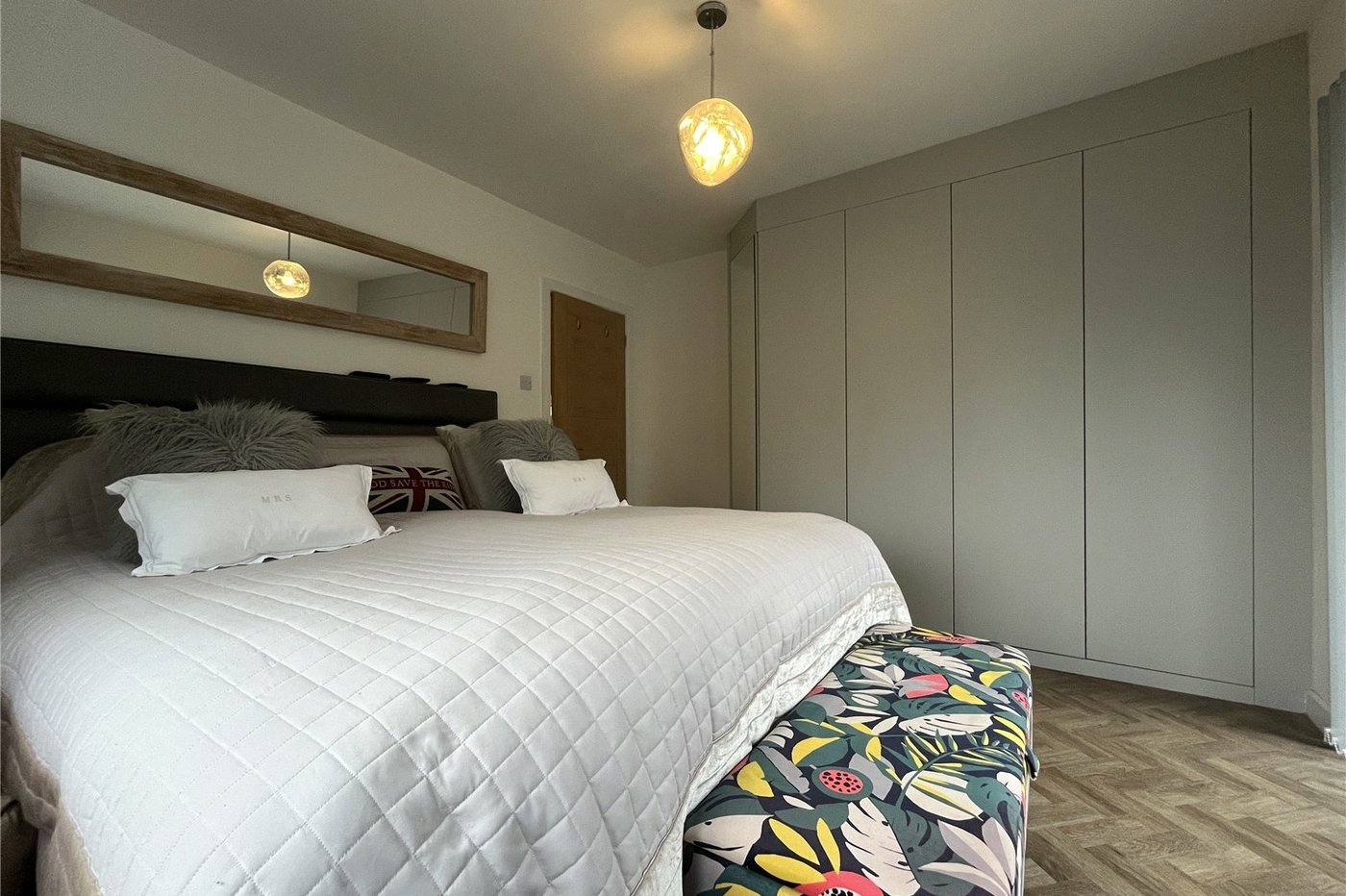 2 bedroom property for sale in Walderslade | Robinson Michael & Jackson