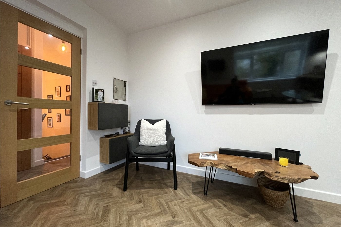 2 bedroom property for sale in Walderslade | Robinson Michael & Jackson