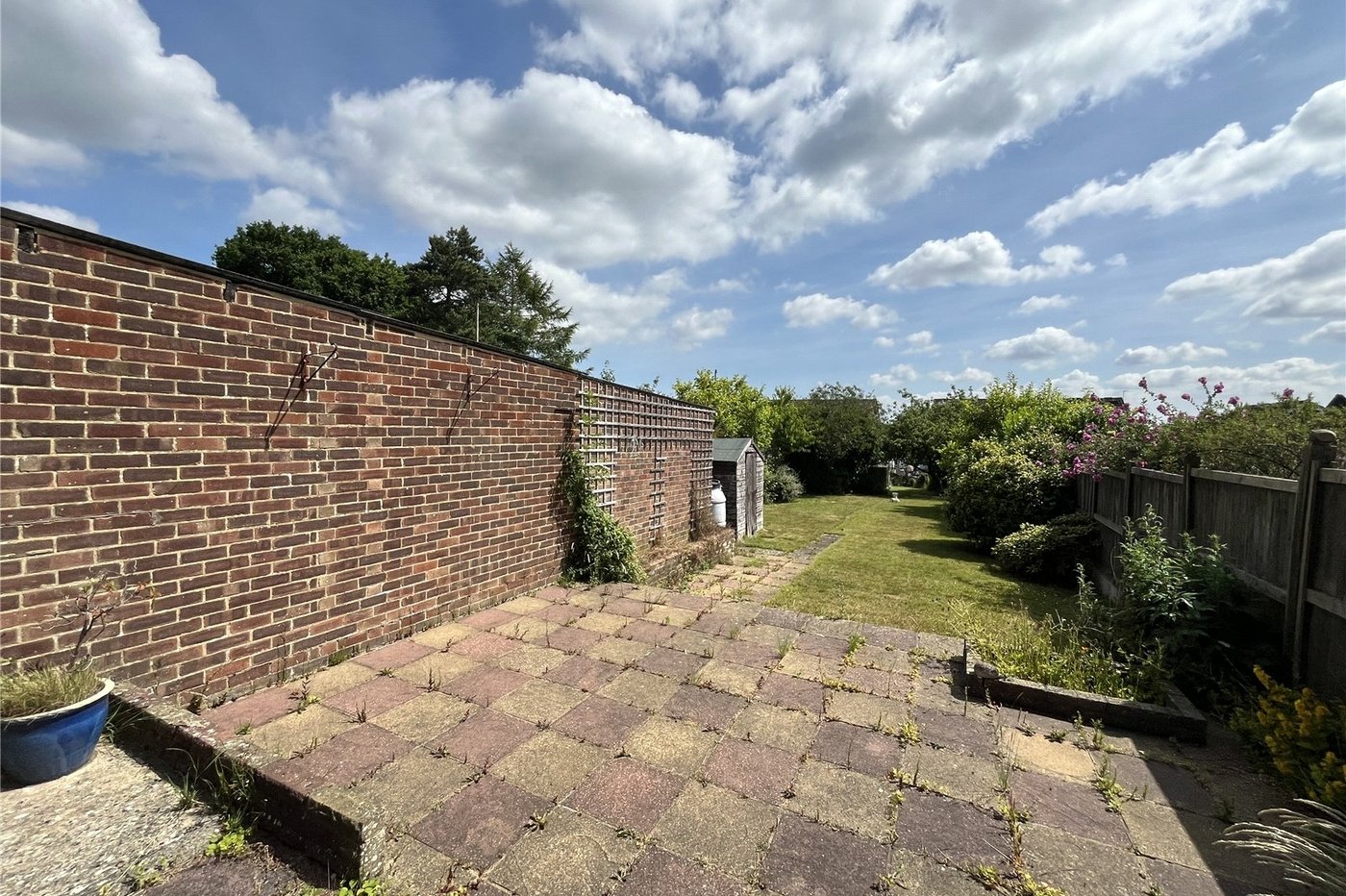 3 bedroom house for sale in Walderslade | Robinson Michael & Jackson