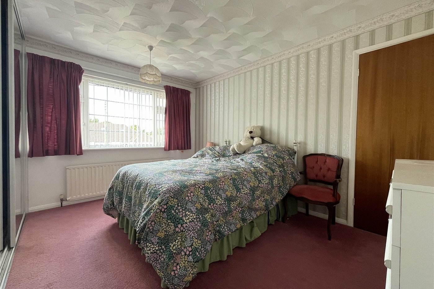 3 bedroom house for sale in Walderslade | Robinson Michael & Jackson