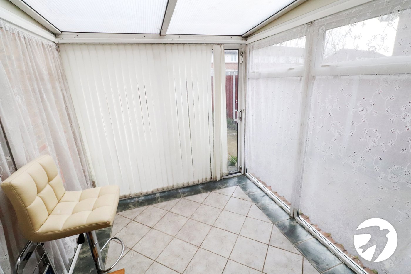 2 bedroom house for sale in London | Robinson Jackson