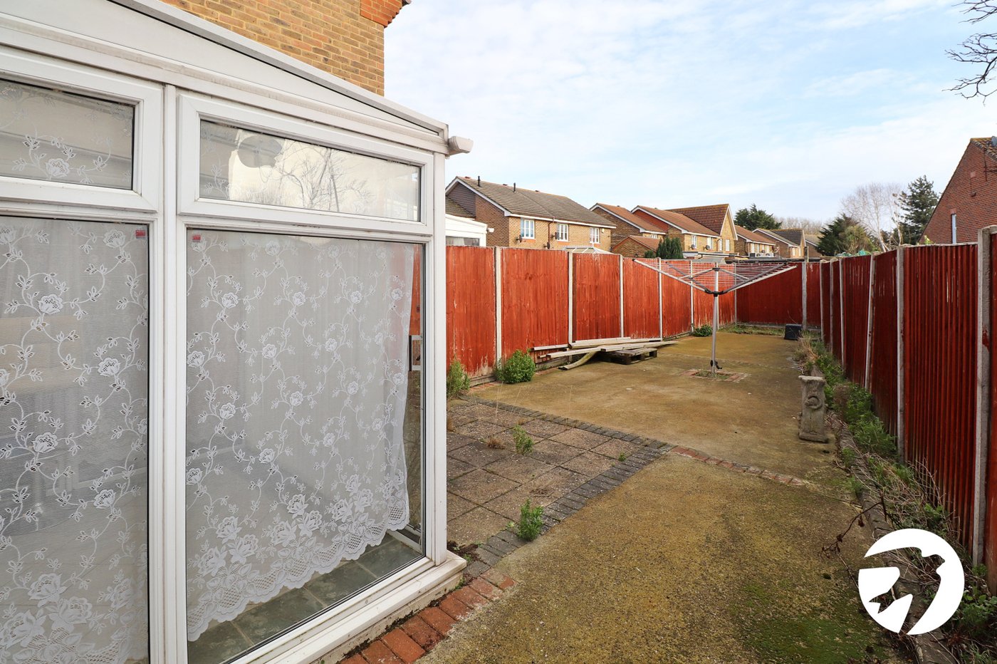 2 bedroom house for sale in London | Robinson Jackson