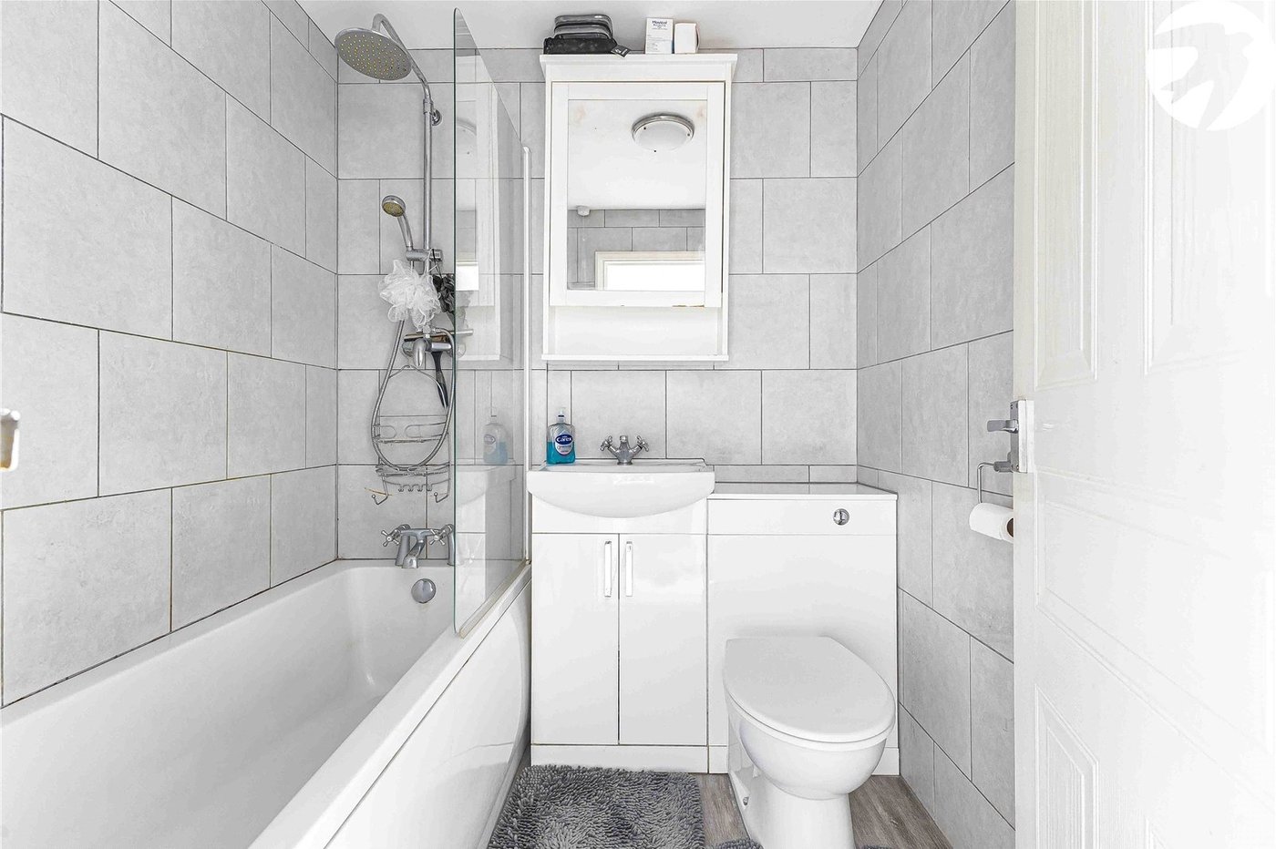 2 bedroom house for sale in Dartford | Robinson Jackson