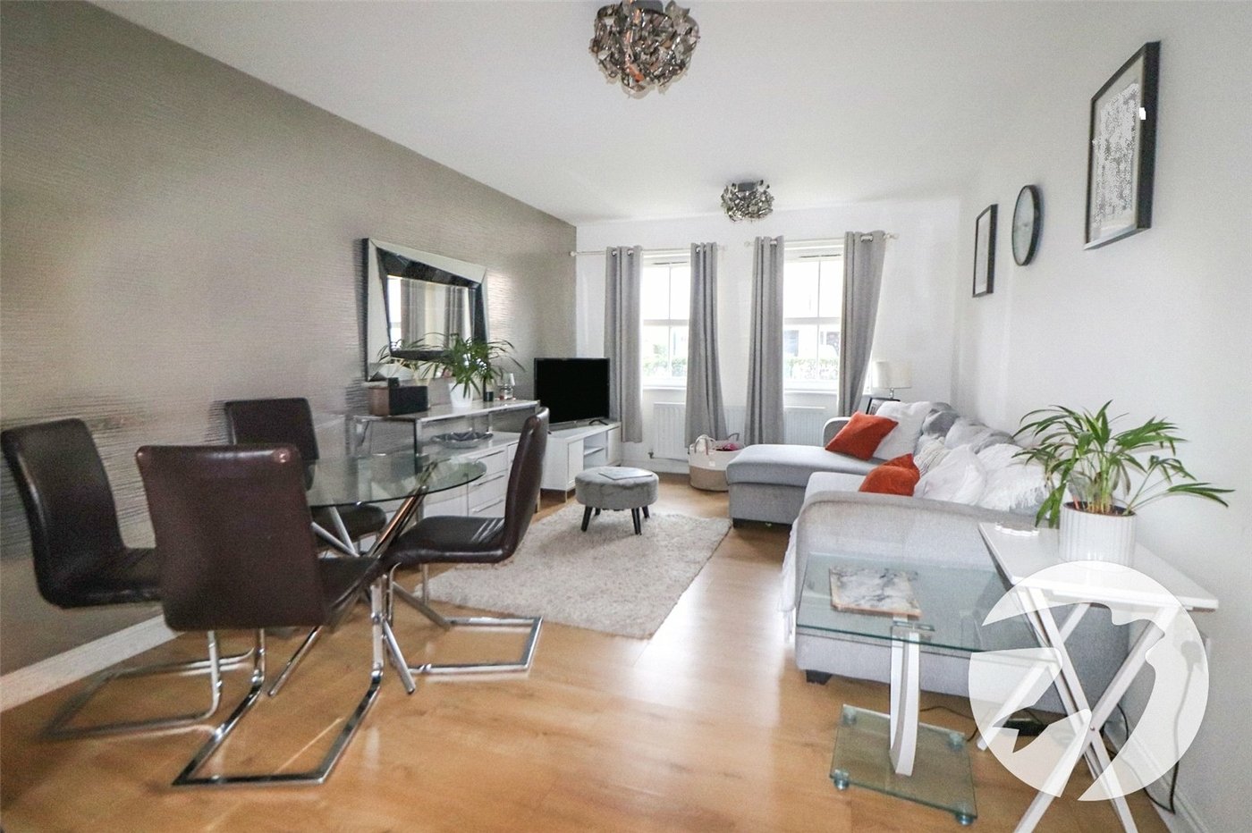 2 bedroom property for sale in Crimson Road | Robinson Jackson