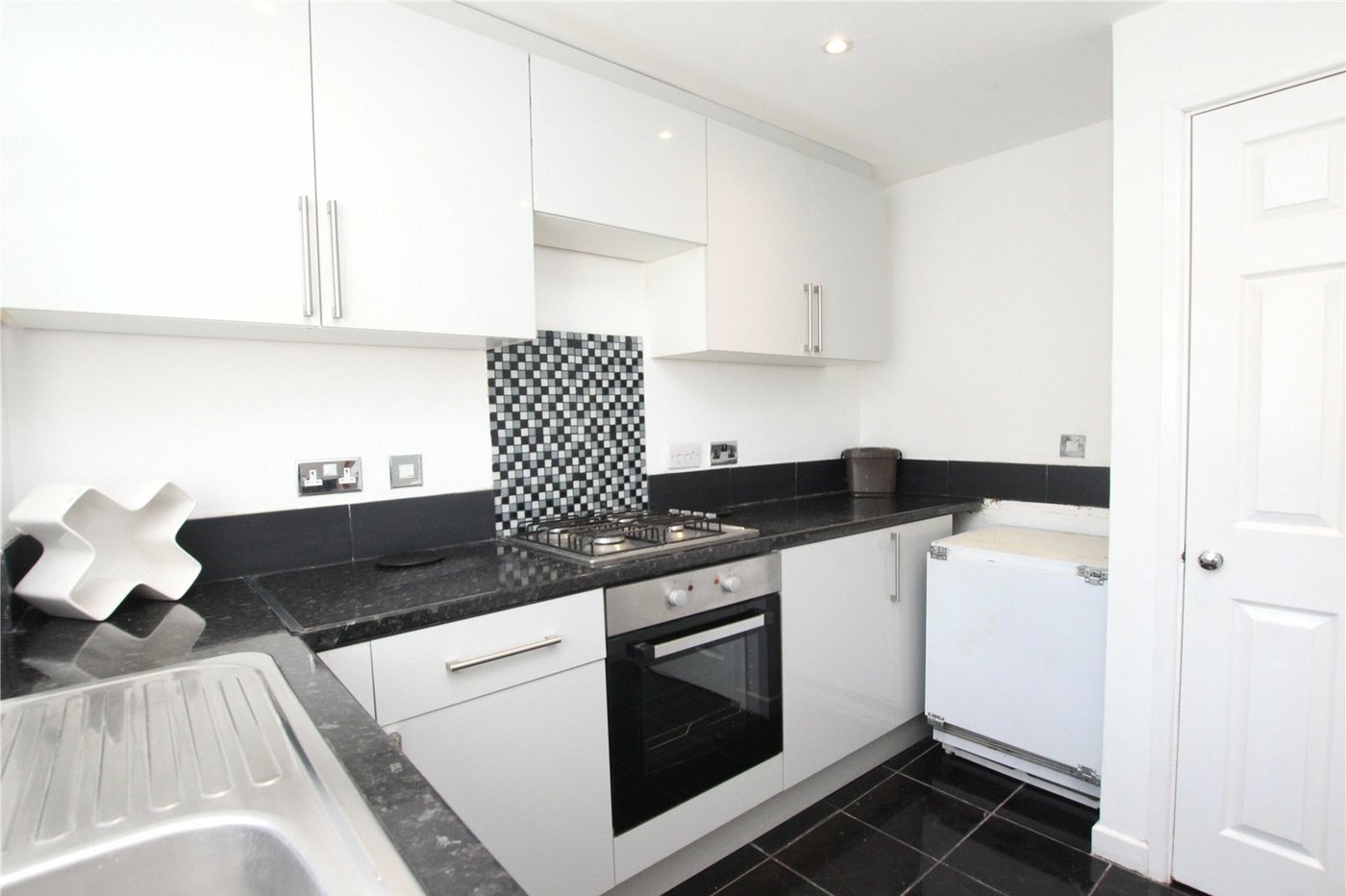 2 bedroom house for sale in Plumstead | Robinson Jackson