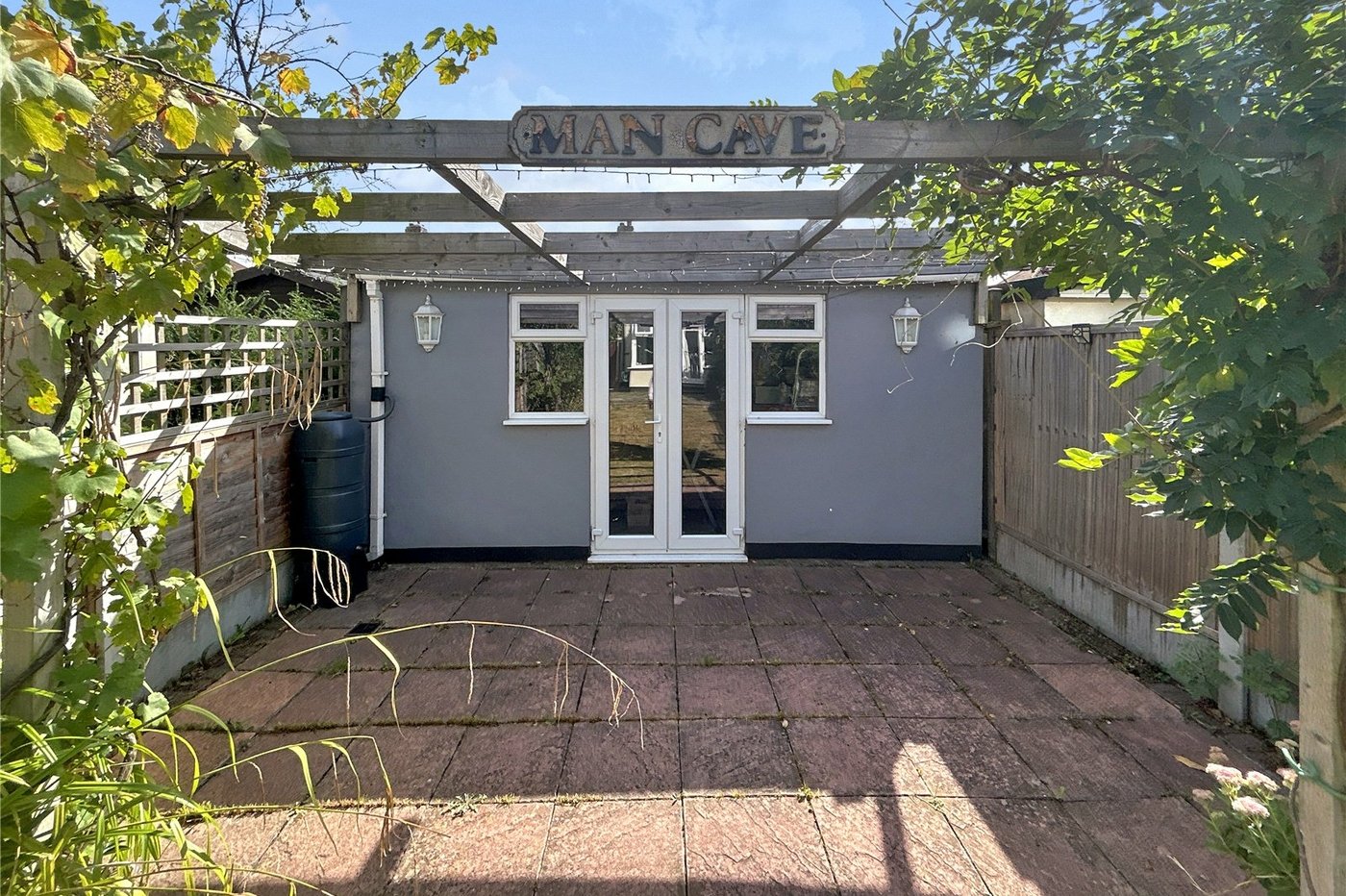 2 bedroom house for sale in South Welling | Robinson Jackson