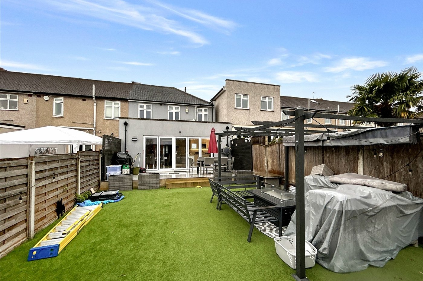 3 bedroom house for sale in South Welling | Robinson Jackson