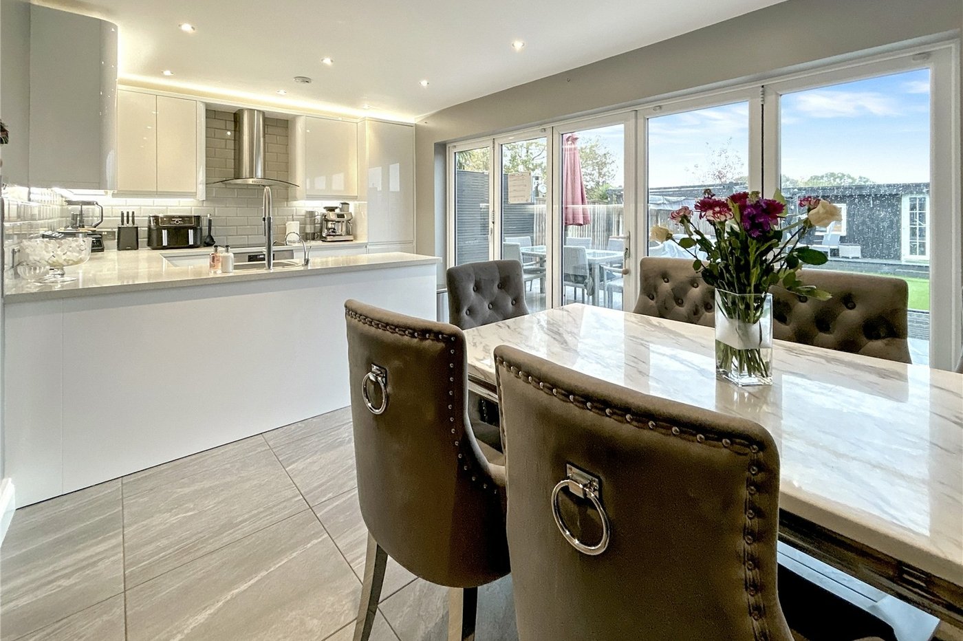 3 bedroom house for sale in South Welling | Robinson Jackson