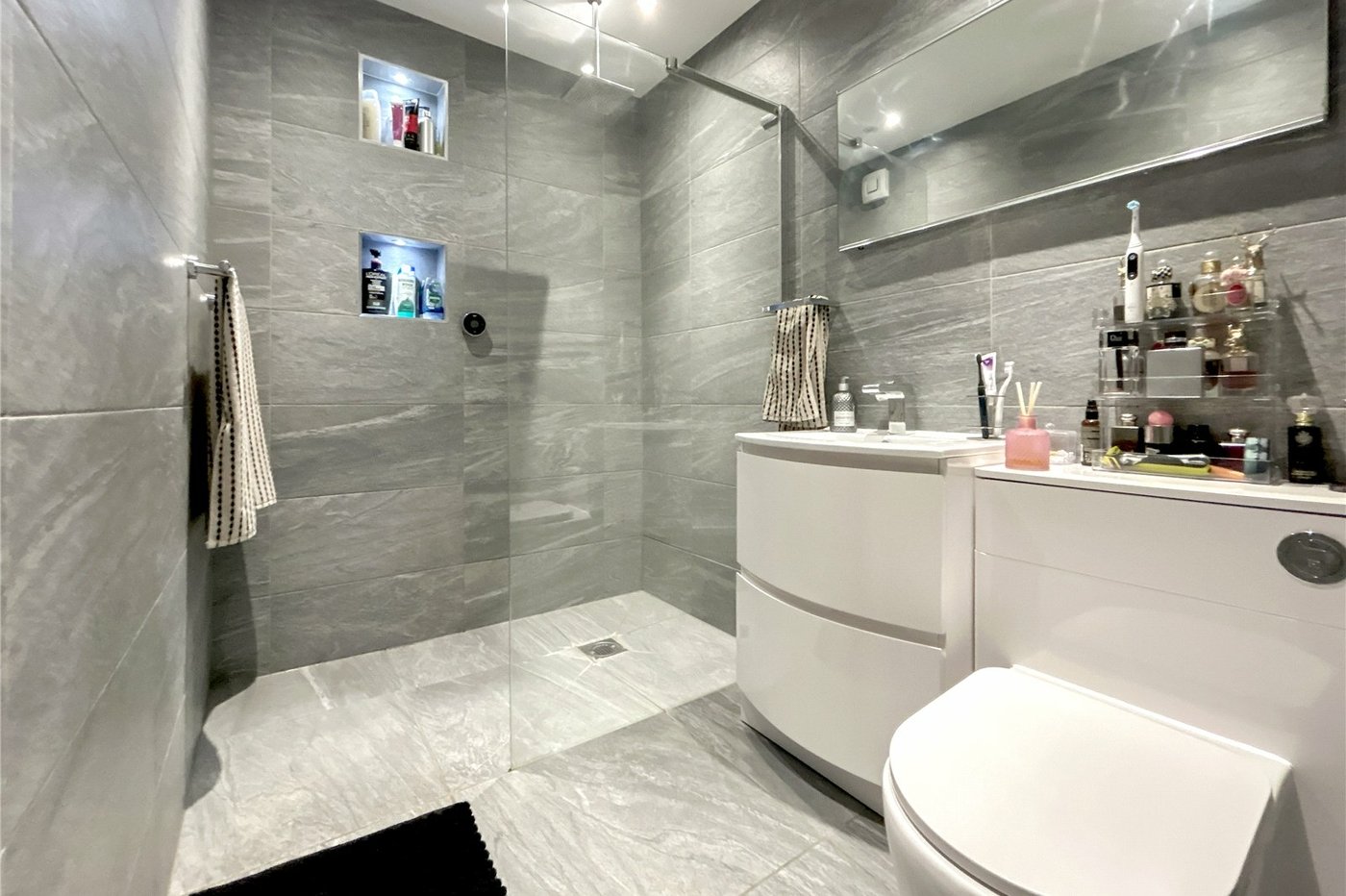 3 bedroom house for sale in South Welling | Robinson Jackson