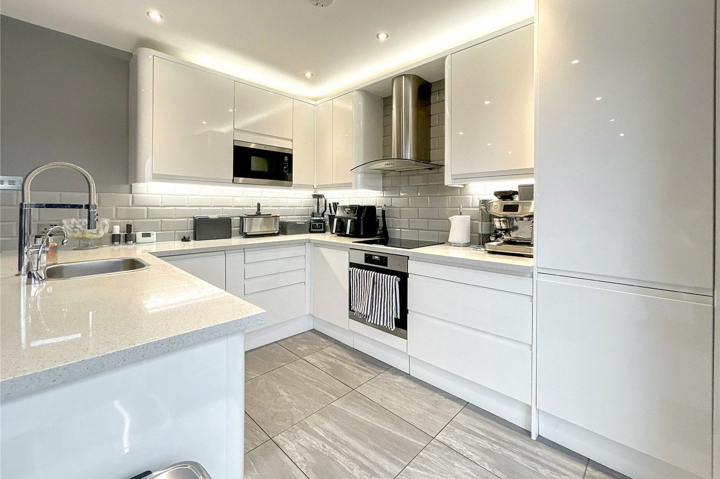 3 bedroom house for sale in South Welling | Robinson Jackson